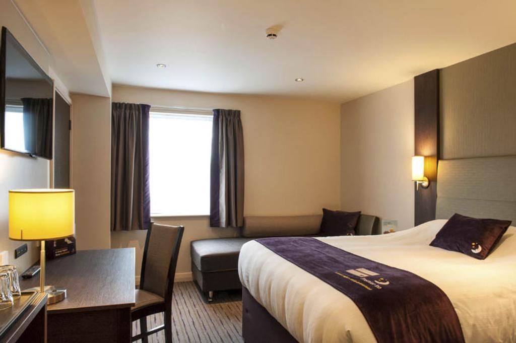 Premier Inn Harlow Oda fotoğraf